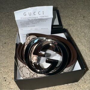 NWB Supreme belt with Silver Buckle